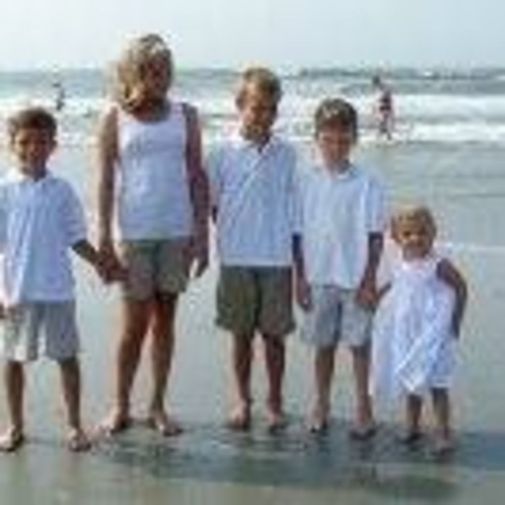 Meet your Posher, Nillah